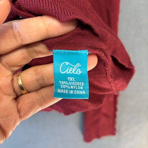 Cielo Burgundy Button Front Cardigan Sweater Plus Size 1XL Minimalist Cottage - Picture 5 of 9